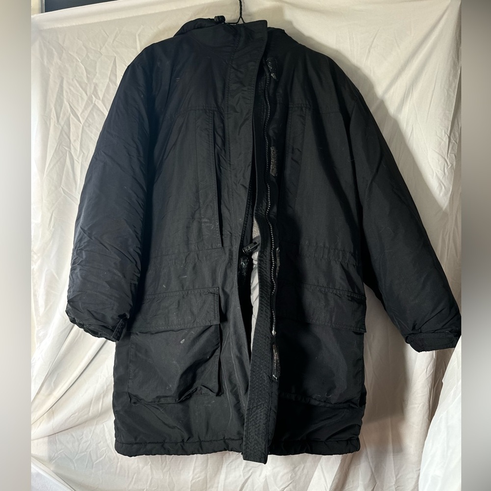 Women’s Black Large lands End air core 200 Heavy Parka Winter long Hooded jacket